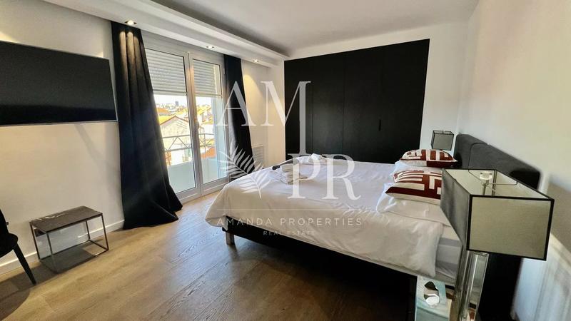 Appartement - 91 m² - 4 pièces