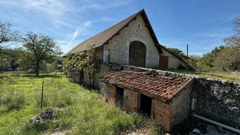 Maison - 207 m² - 1 pièce