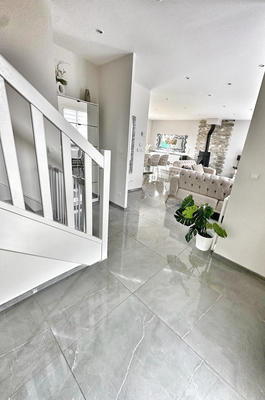 Maison - 130 m² - 6 pièces