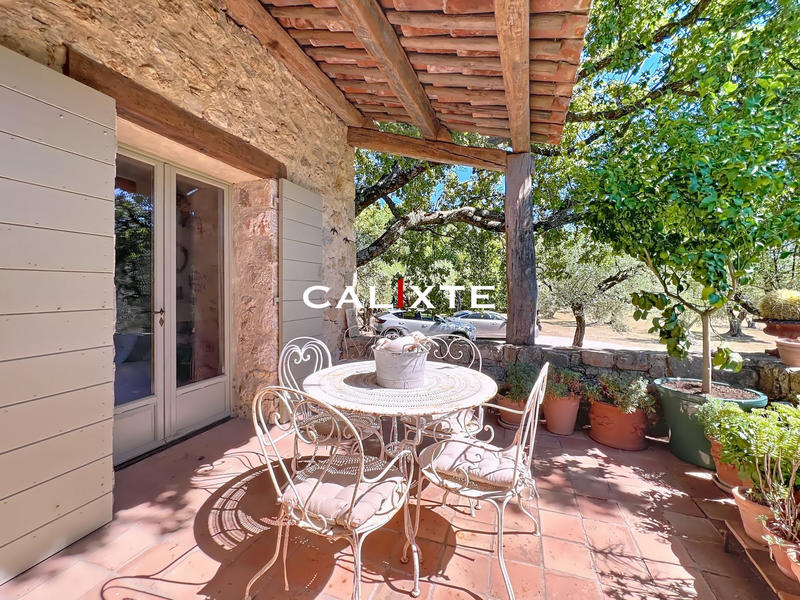 Mas - 180 m² - 6 pièces