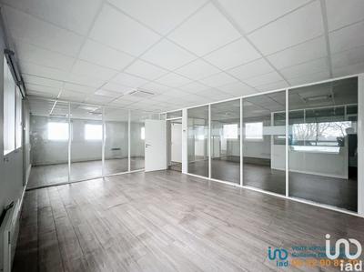 Local commercial - 2 935 m²