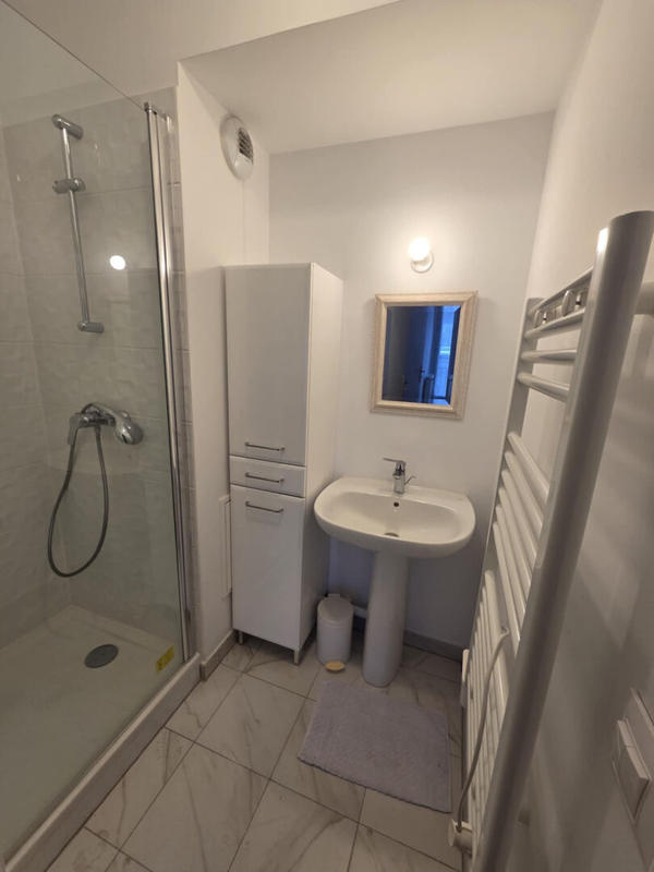 Appartement - 85 m² - 4 pièces