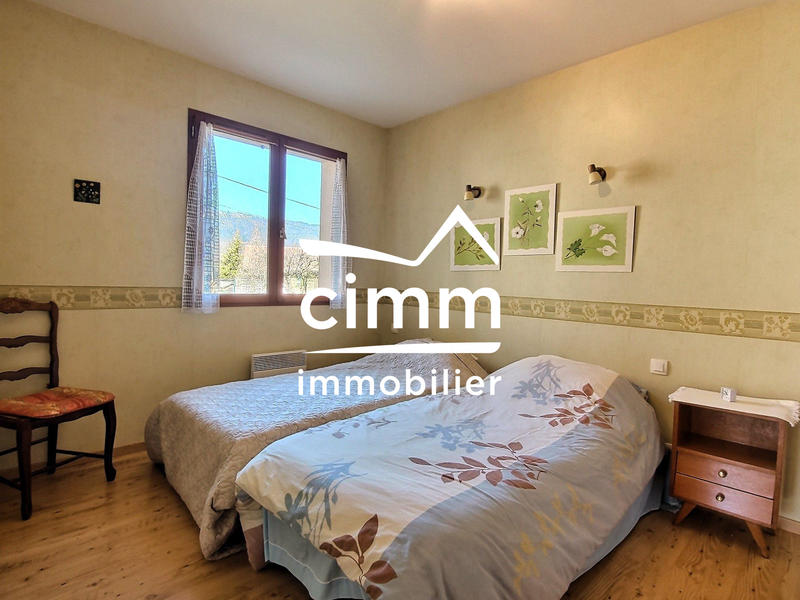 Maison - 96 m² - 4 pièces