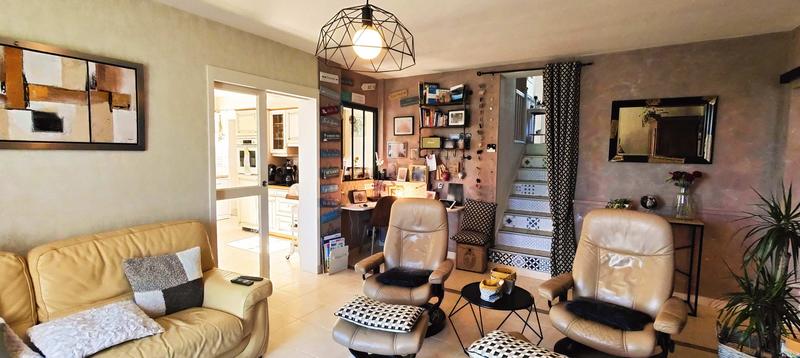 Maison - 165 m² - 8 pièces