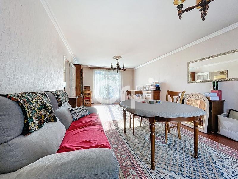 Maison - 98 m² - 4 pièces