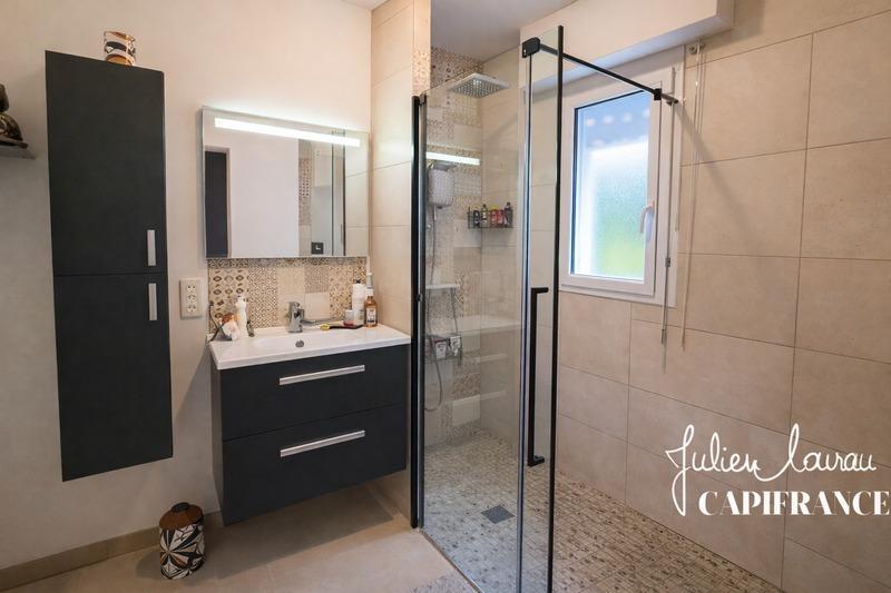 Maison - 107 m² - 6 pièces