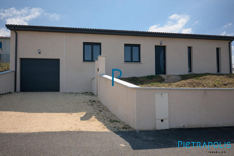 Maison - 98 m² - 4 pièces