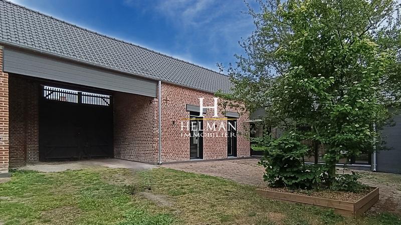 Maison - 195 m² - 7 pièces