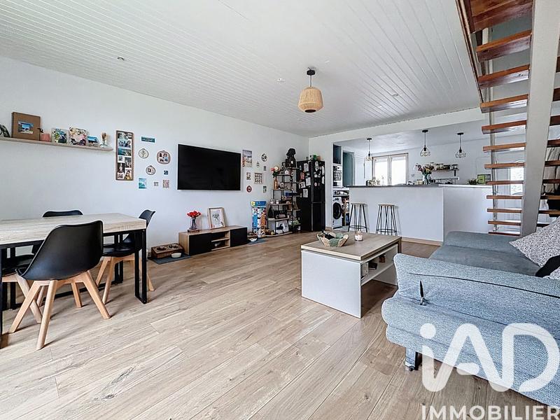 Maison - 90 m² - 3 pièces