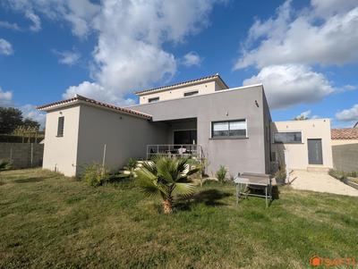 Maison - 168 m² - 6 pièces