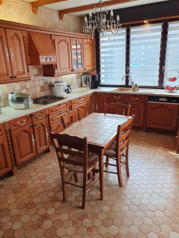 Maison - 141 m² - 6 pièces