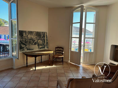 Appartement - 128 m² - 4 pièces