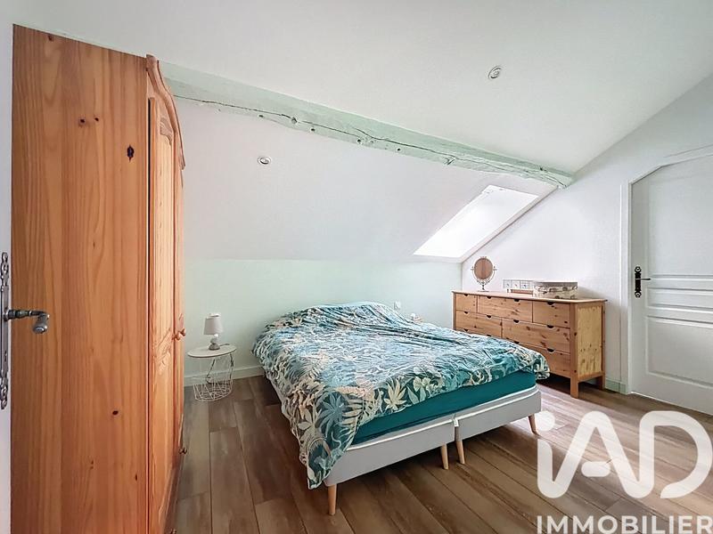 Maison - 340 m² - 9 pièces