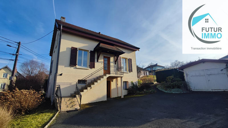 Maison - 104 m² - 5 pièces