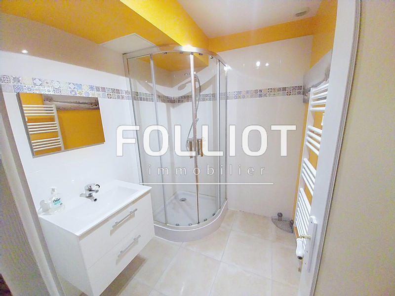 Maison - 155 m² - 10 pièces