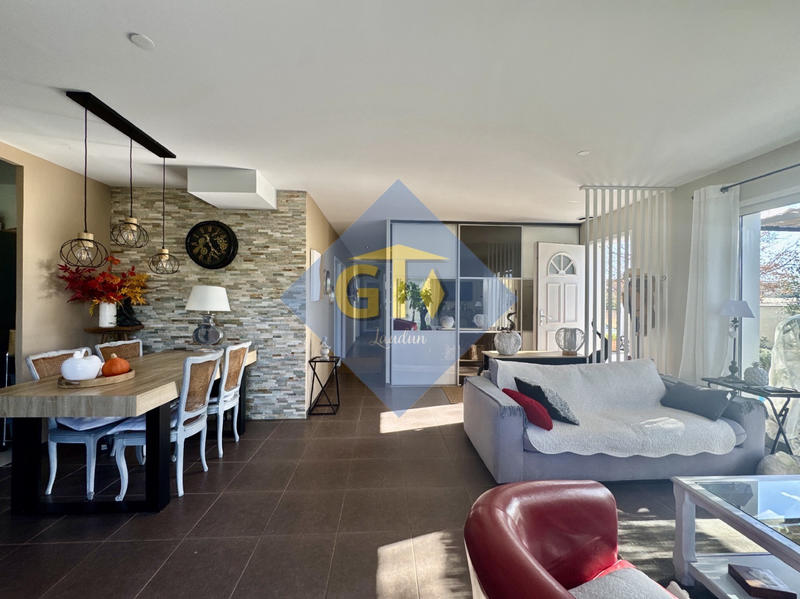 Villa - 140 m² - 5 pièces