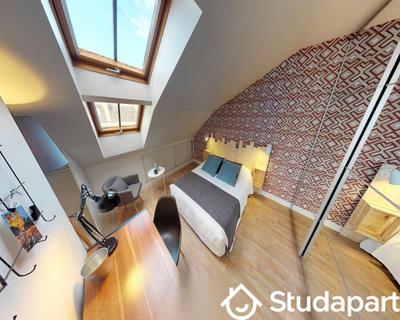 Chambre - 80 m² - 1 pièce