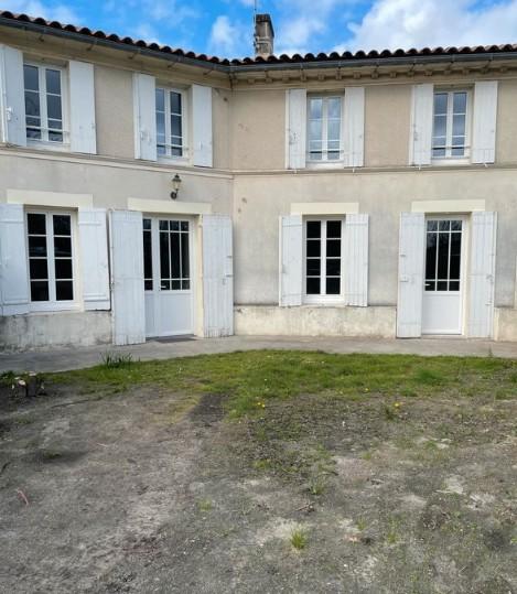 Maison - 90 m² - 3 pièces