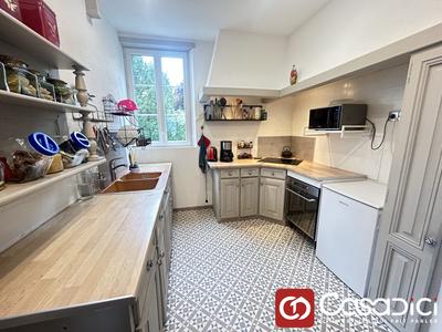 Maison - 145 m² - 6 pièces