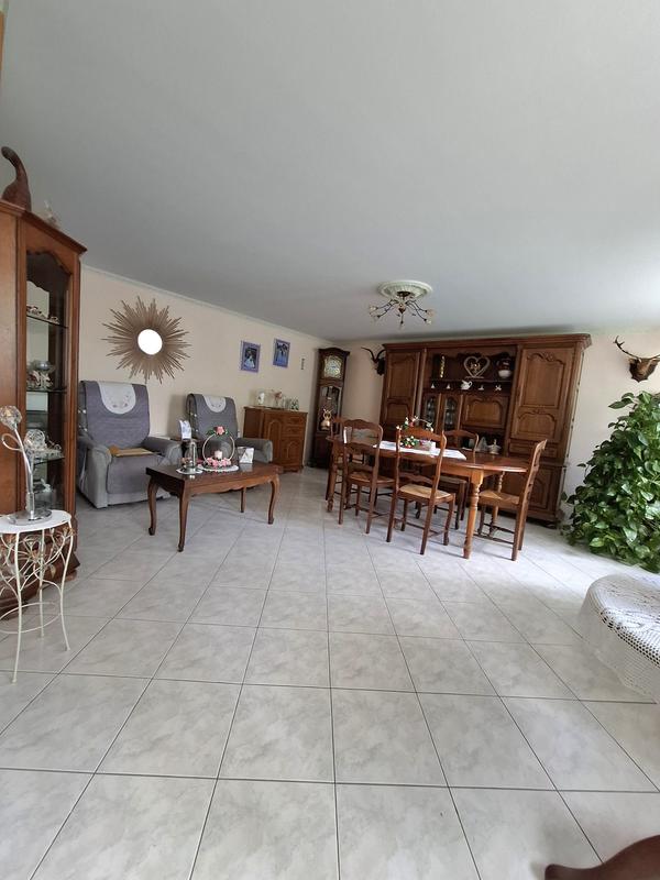 Maison - 95 m² - 6 pièces