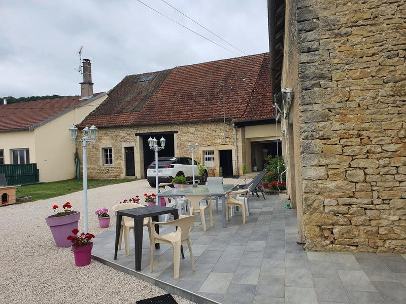 Fermette - 230 m² - 5 pièces