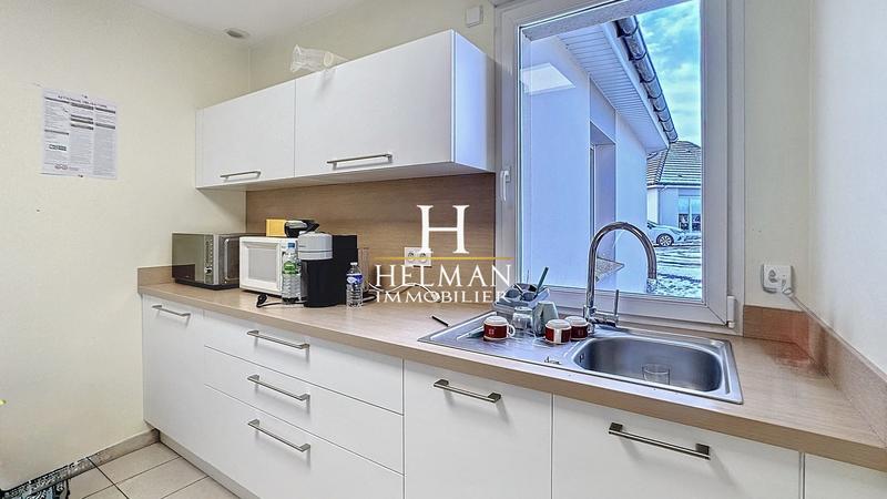 Bureau - 145 m² - 5 pièces