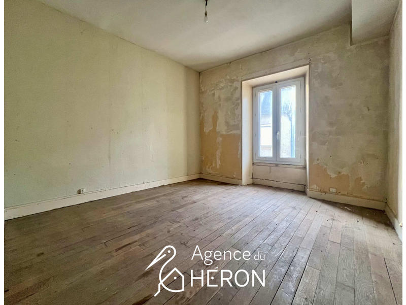 Maison - 470 m² - 19 pièces