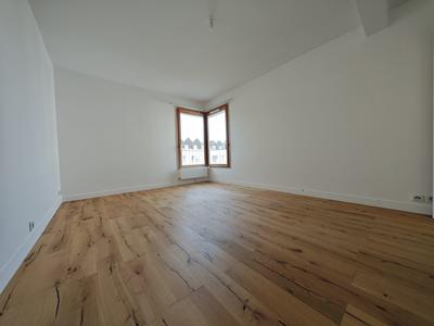 Duplex - 126 m² - 5 pièces