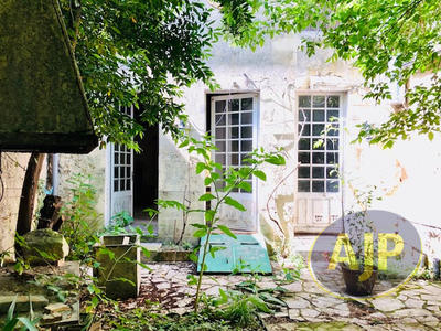 Immeuble - 8 pièces