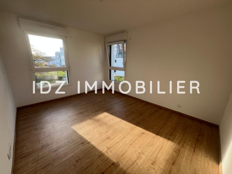 Appartement - 94 m² - 4 pièces