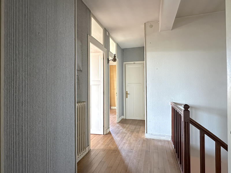 Maison - 187 m² - 6 pièces