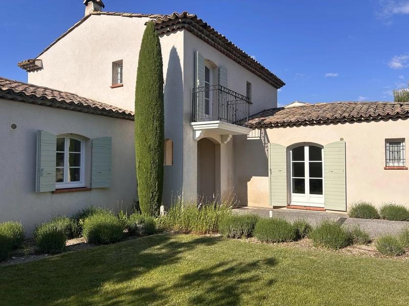 Maison - 174 m² - 5 pièces