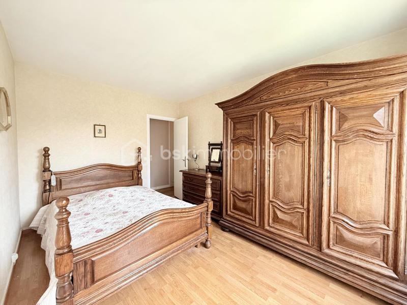 Appartement - 94 m² - 5 pièces