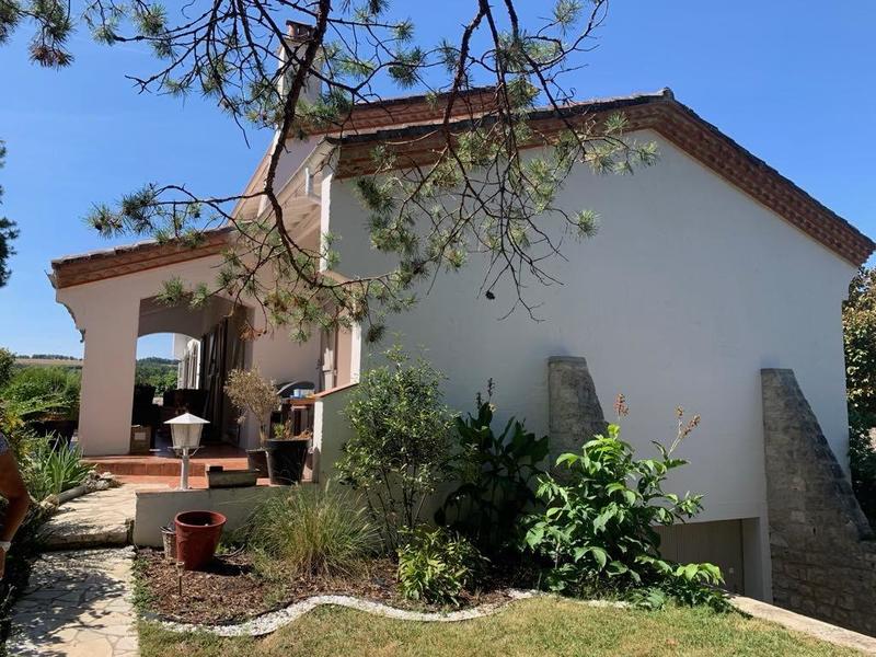 Maison - 185 m² - 6 pièces