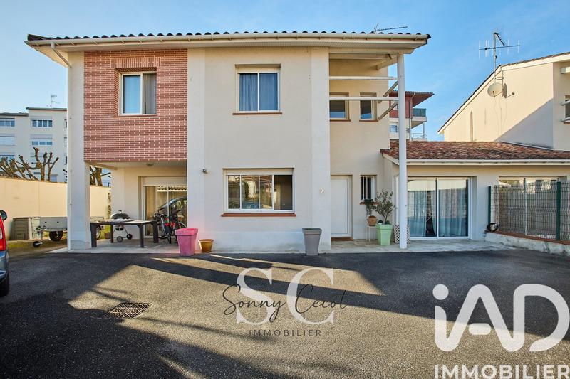 Maison - 137 m² - 6 pièces