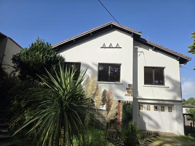 Maison - 137 m² - 7 pièces