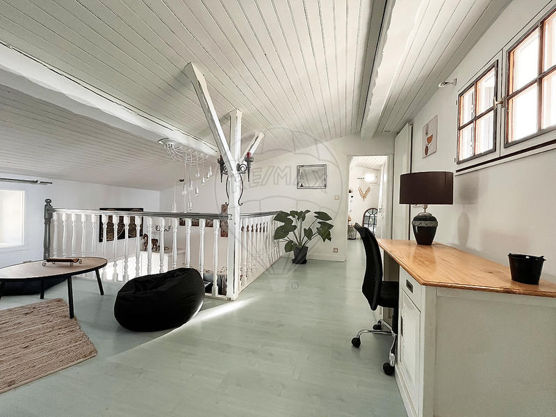 Maison - 166 m² - 6 pièces