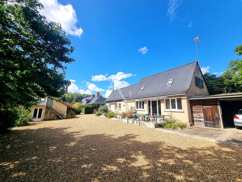 Maison - 354 m² - 15 pièces