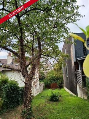 Terrain constructible - 208 m²