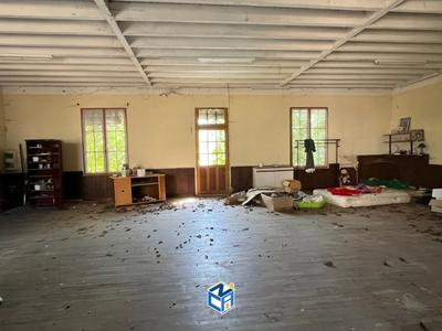 Maison ancienne - 185 m² - 7 pièces