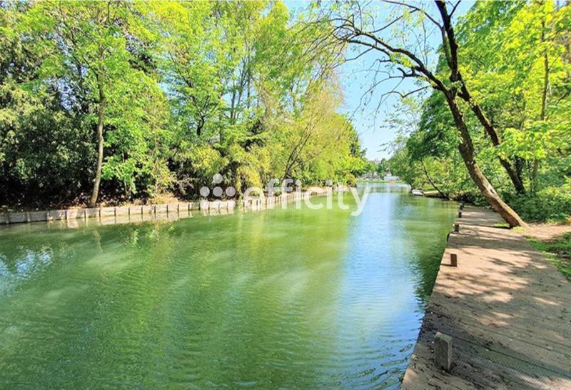 Appartement ancien - 112 m² - 5 pièces