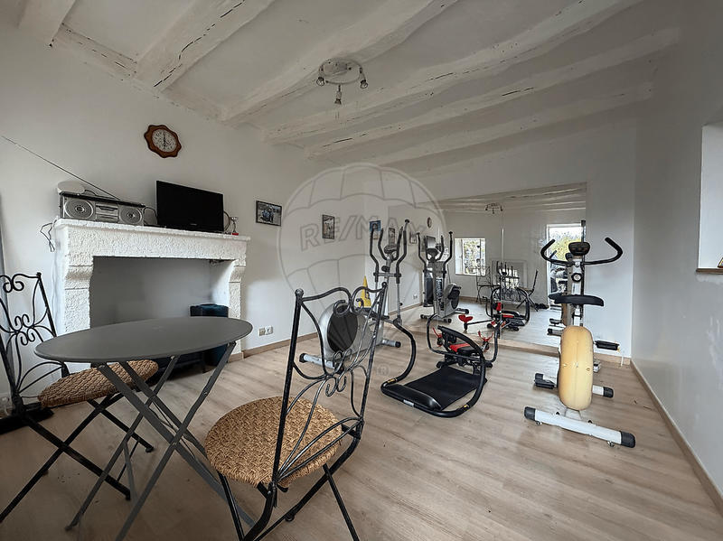 Maison - 186 m² - 5 pièces