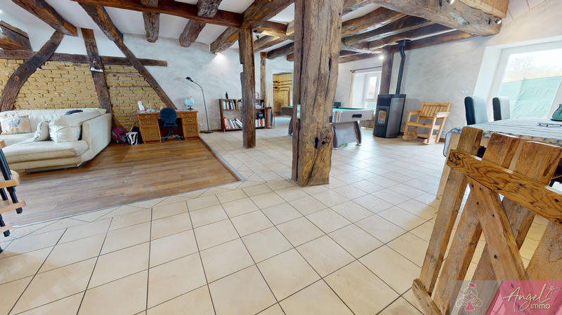 Maison - 174 m² - 5 pièces