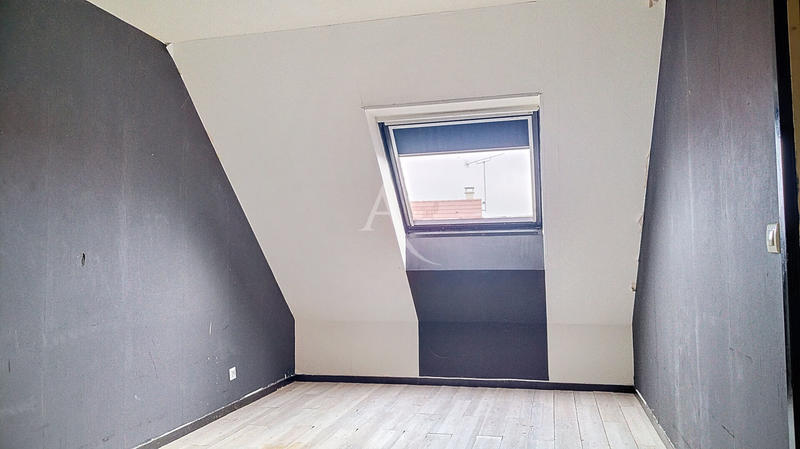 Maison - 104 m² - 6 pièces