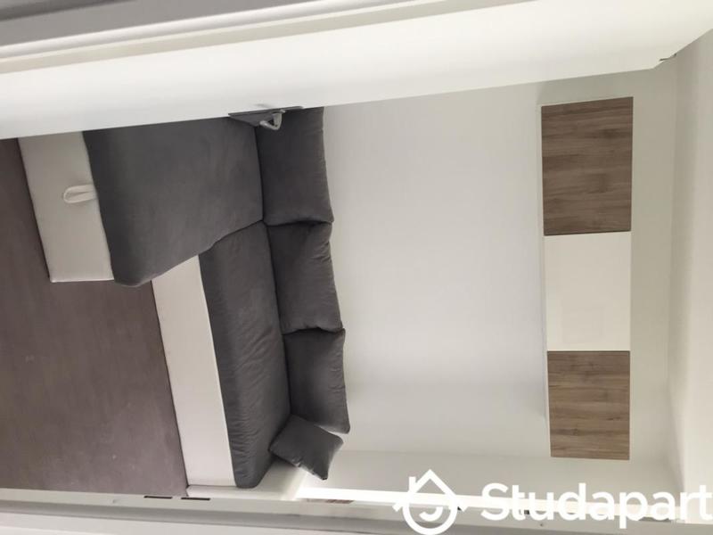 Chambre - 11 m² - 1 pièce