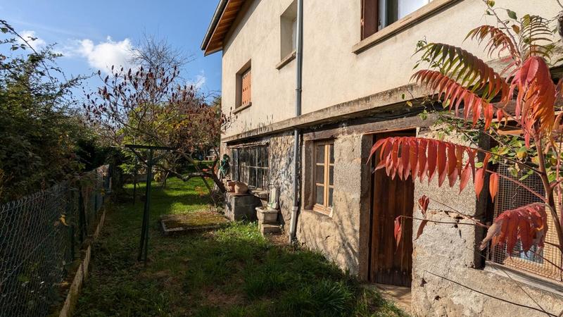 Maison - 75 m² - 7 pièces