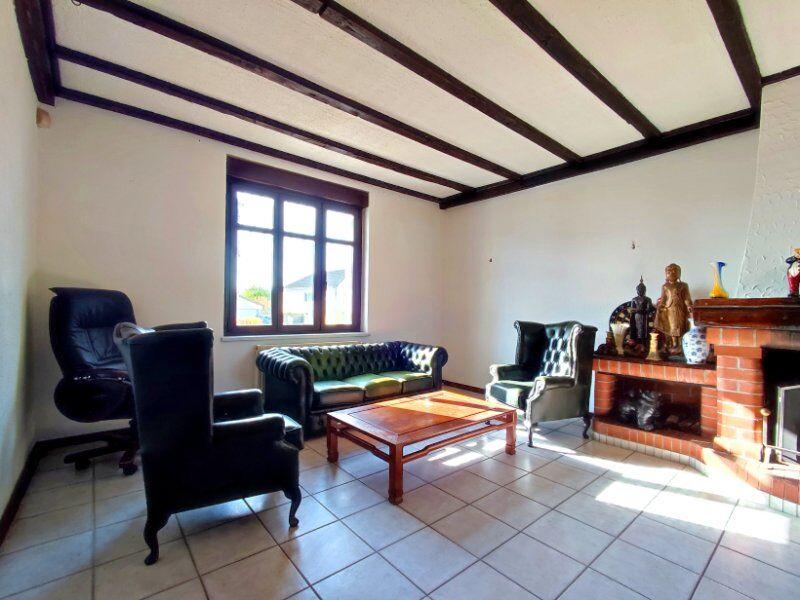 Maison - 215 m² - 7 pièces