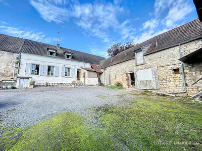 Ferme - 750 m² - 5 pièces