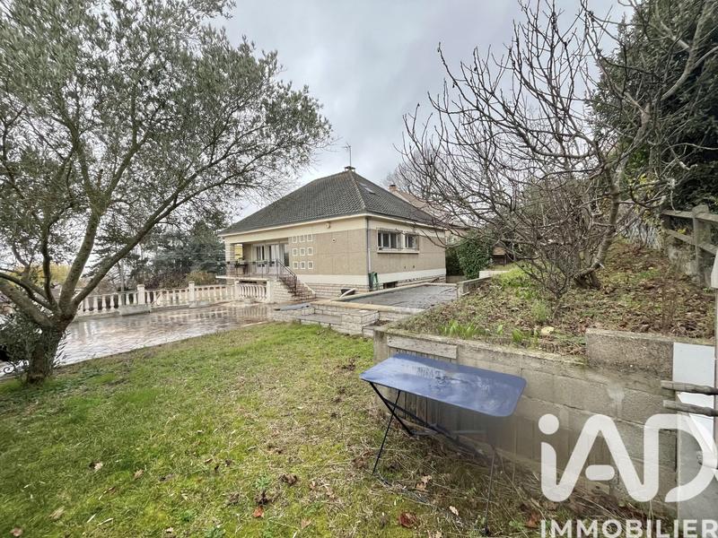 Maison - 221 m² - 13 pièces