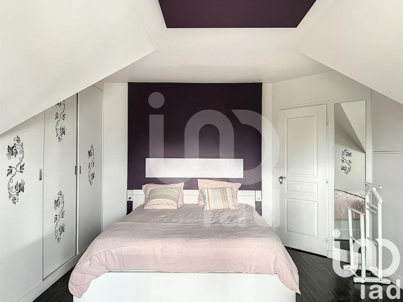 Maison - 256 m² - 9 pièces